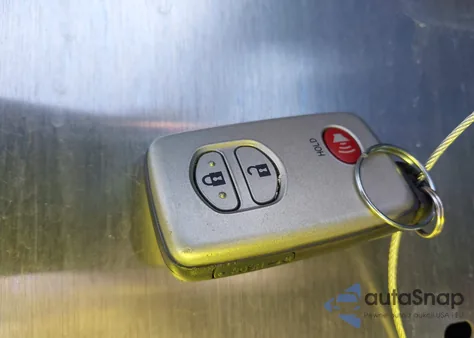 2018 Toyota 4Runner Limited z USA, uszkodzony, nr VIN JTEZU5JR8J5182469